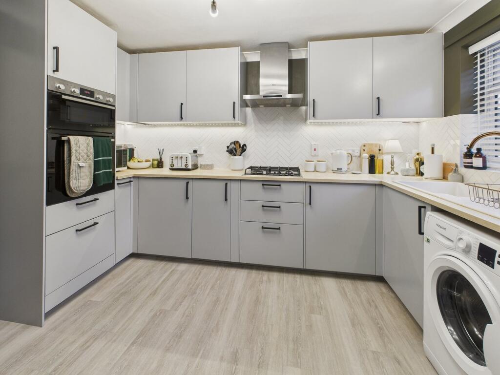 Wimbotsham Road, Downham Market, PE38 photo 2