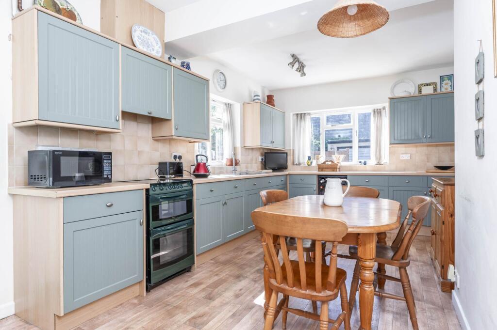 House in West Oxfordshire, Chipping Norton - View 4
