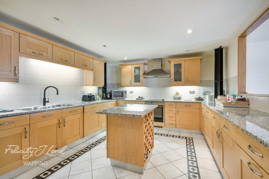 Great Jubilee Wharf, Wapping Wall, London E1W - View 6
