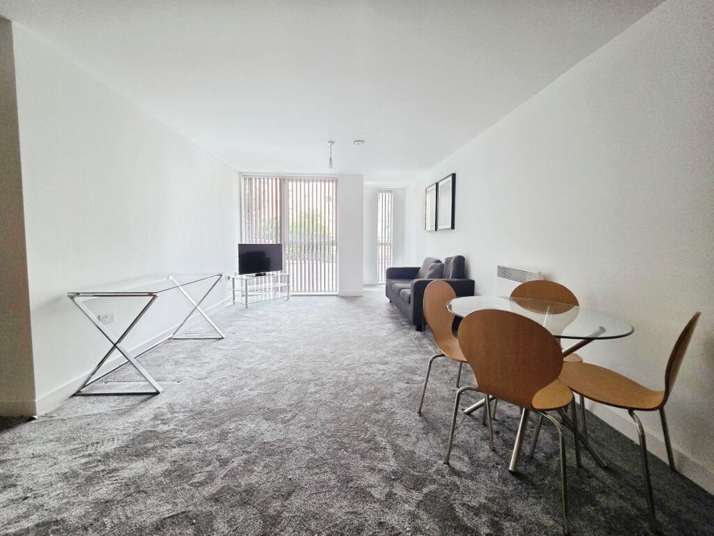 Apartment in Salford, Greater Manchester - More
