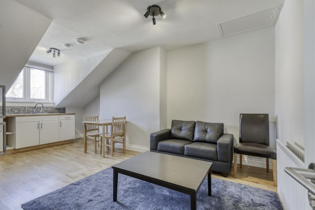 Main image of property: The Grove, W5