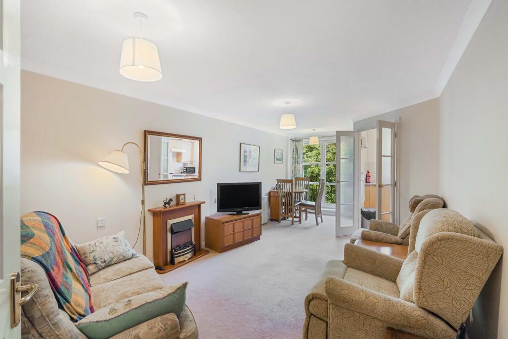 37 Kinloch View, Linlithgow, EH49 7HT photo 2