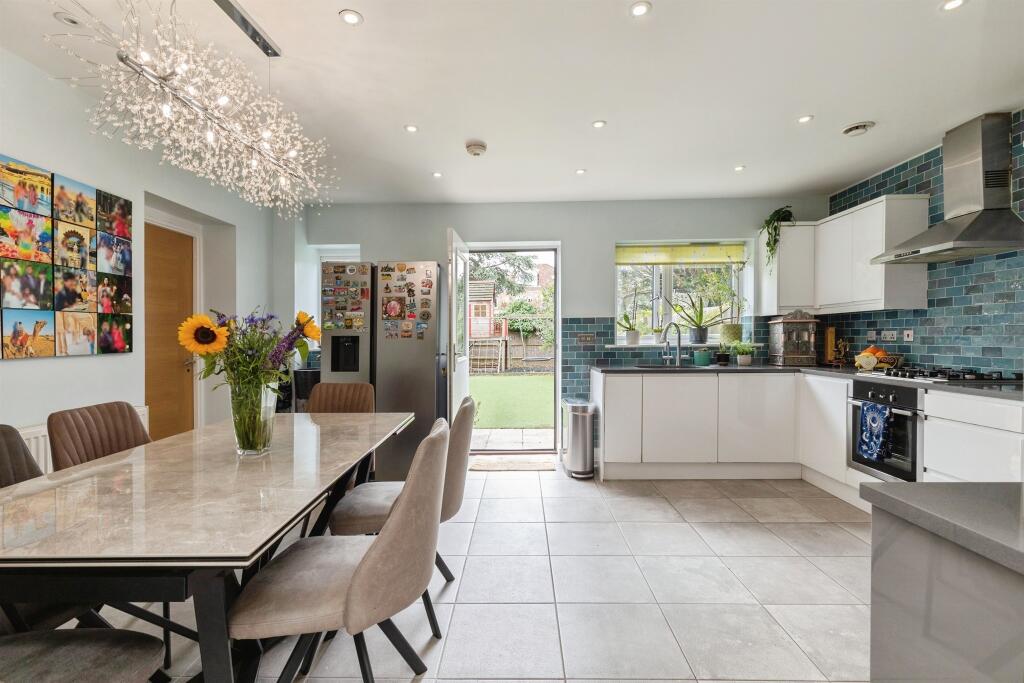 House in Bath - View 4
