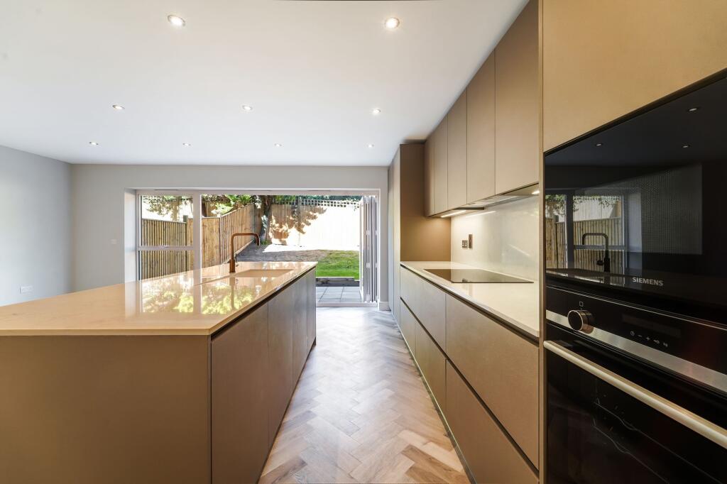 House in Reigate and Banstead, Surrey - More