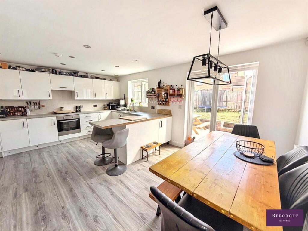 House in Sheffield - View 4