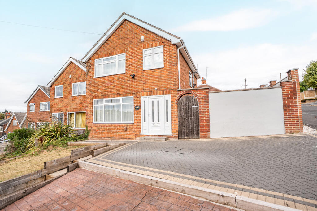 Main image of property: Second Avenue, Nottingham, NG4