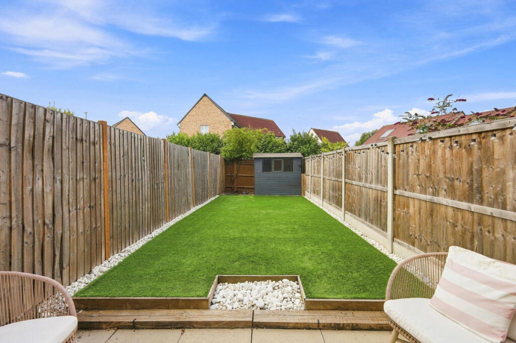 House in Rochford, Rayleigh - View 4