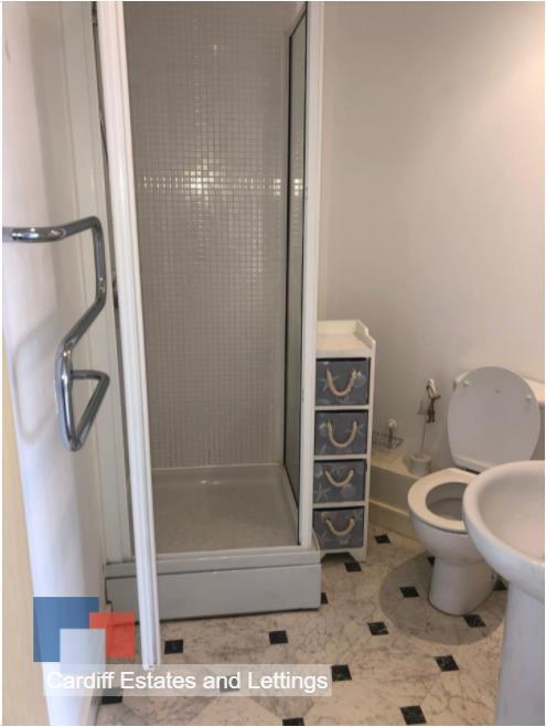 Apartment in Cardiff, Overstone Court, Butetown - View 4