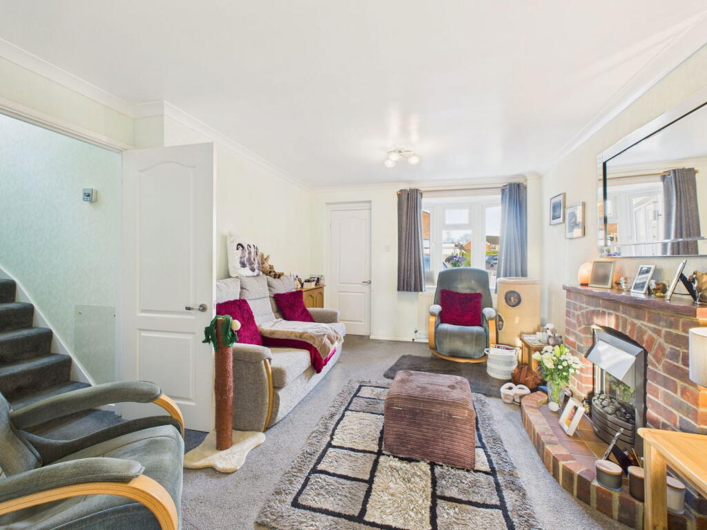 House in Redhill - More