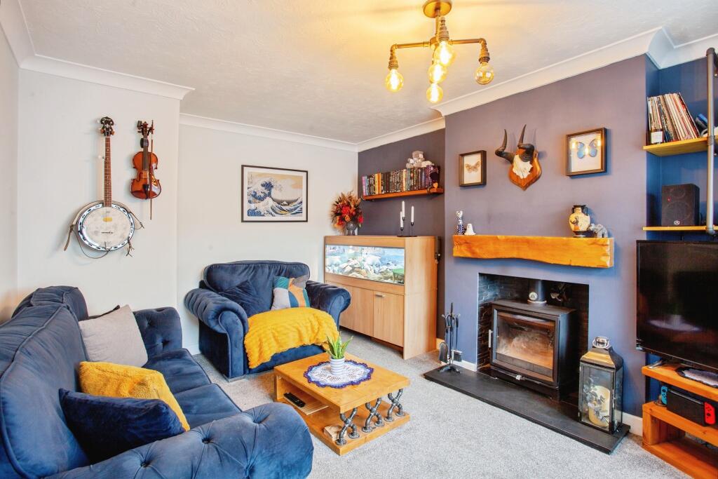 House in Wakefield - View 2