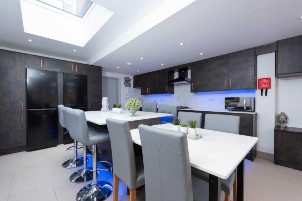 House in Reading - View 2