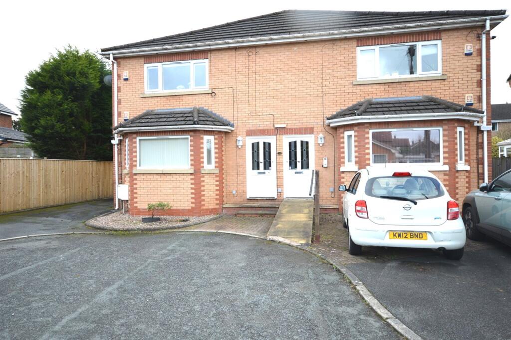 Main image of property: Handforth, Wilmslow