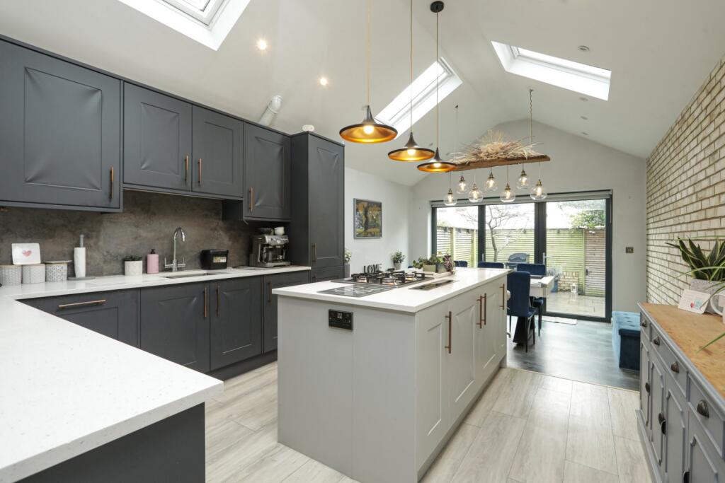 Main image of property: Queen Street, Ashford, TN23