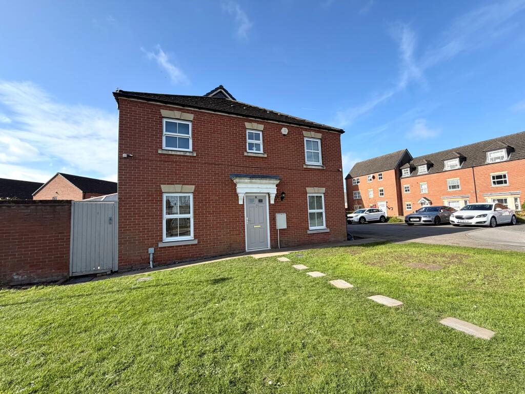 Main image of property: Wharf Lane, B91 2RZ