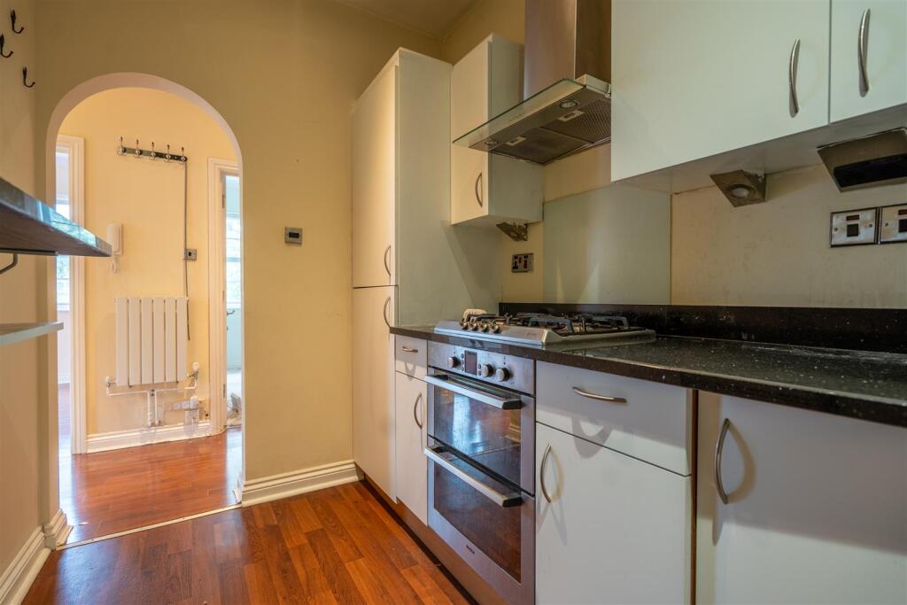 Apartment in London - View 4