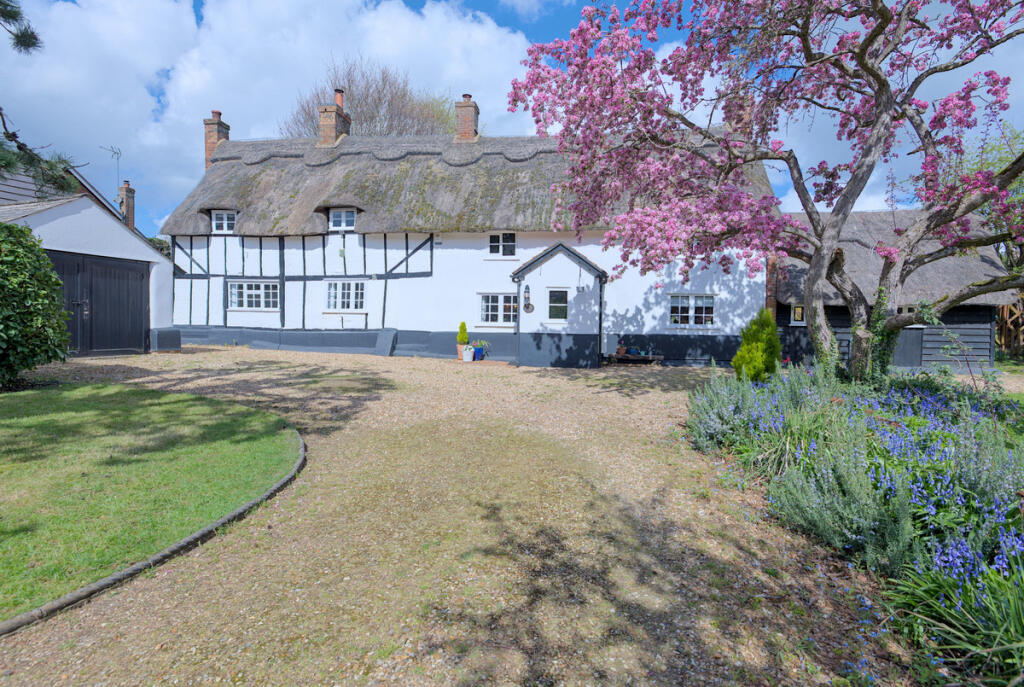 Main image of property: The Knoll, Maulden, MK45