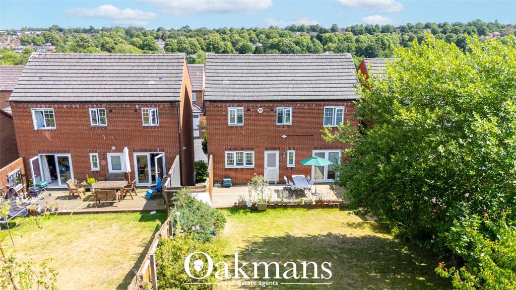 House in Birmingham, West Midlands - View 2