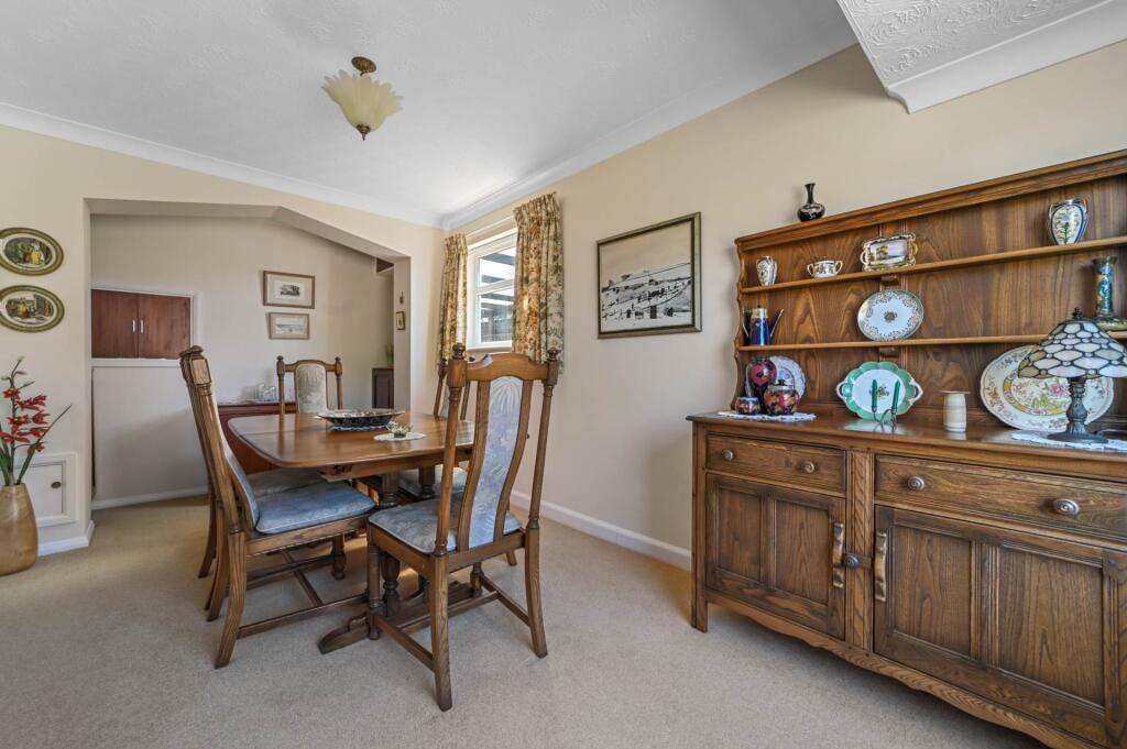 Cattawade Street, Brantham photo 4