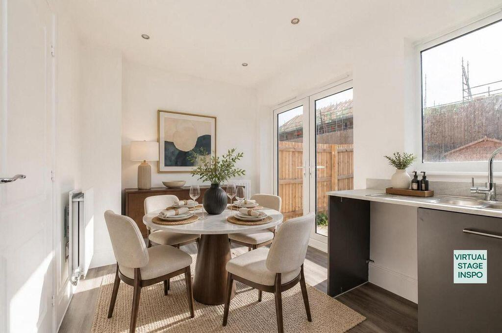 House in Kirklees, West Yorkshire - More