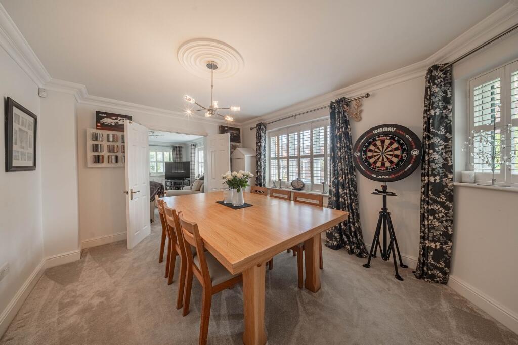 House in Redhill - More