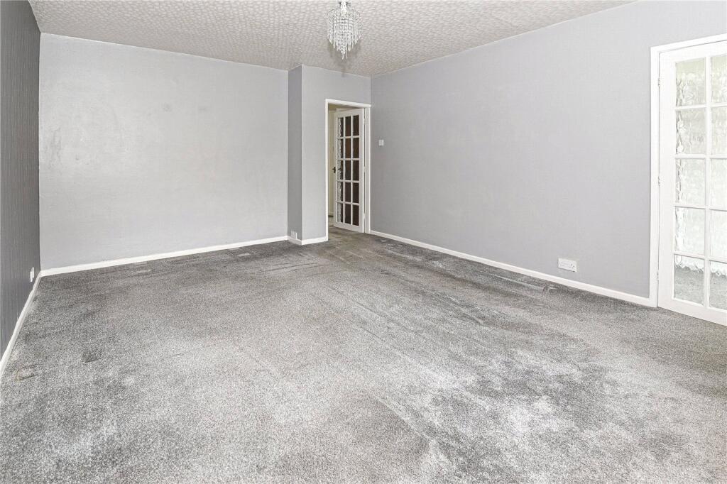 Ash Grove, Royton, Oldham, Greater Manchester, OL2 photo 4