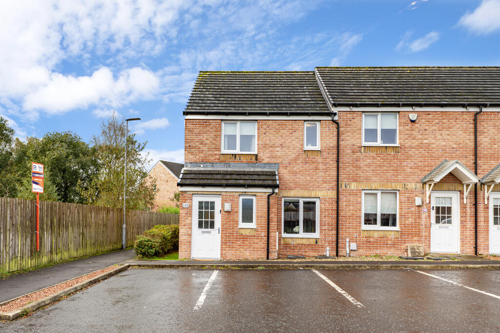 3-bed terraced on 130 Haining Wynd, Muirhead, Glasgow, G69, £195,000