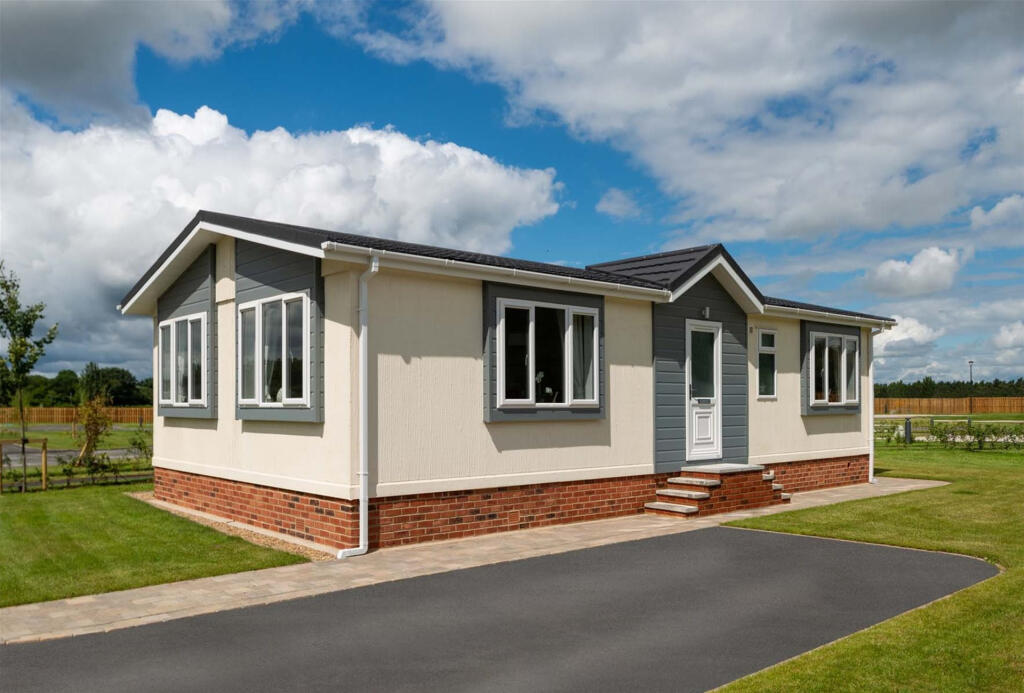 2-bed caravan on Nethertown, Cumbria, CA22, £195,000