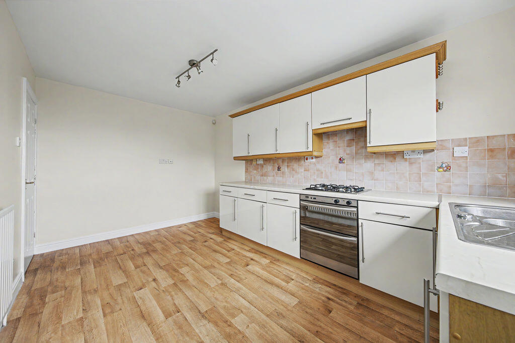 House in Chesterfield, Derbyshire - View 5