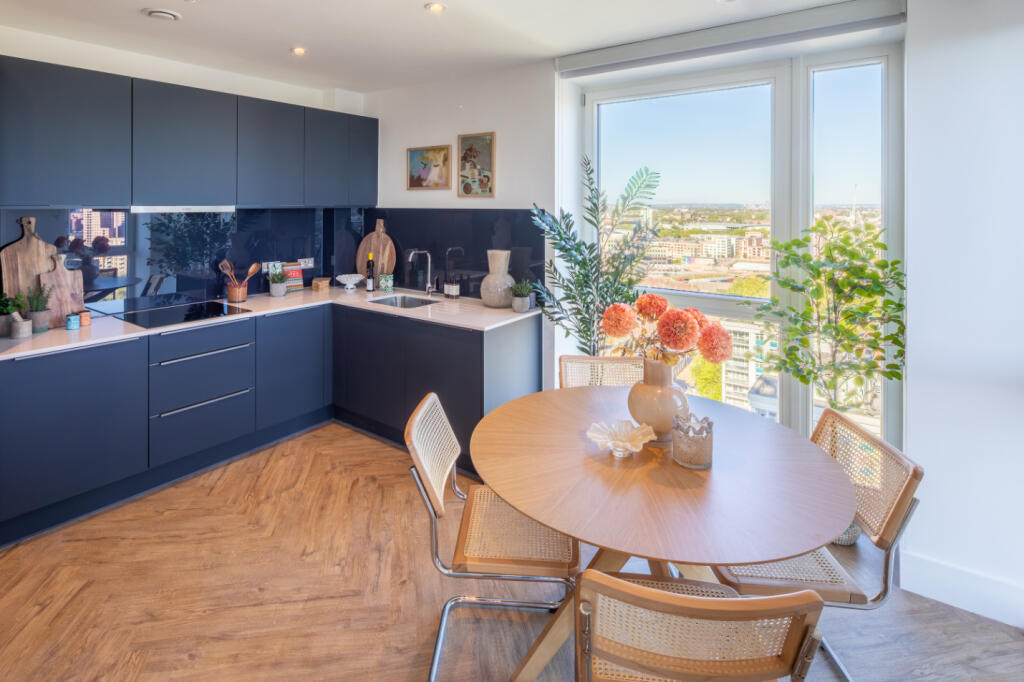 Upper East, Bromley-by-Bow E3