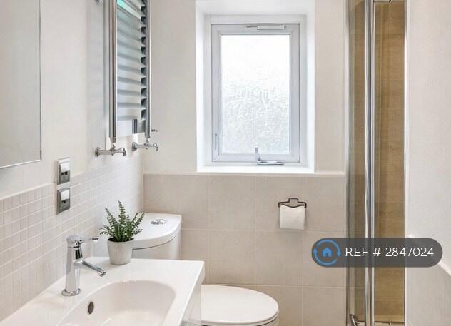 Main image of property: Hythe Close, London, N18