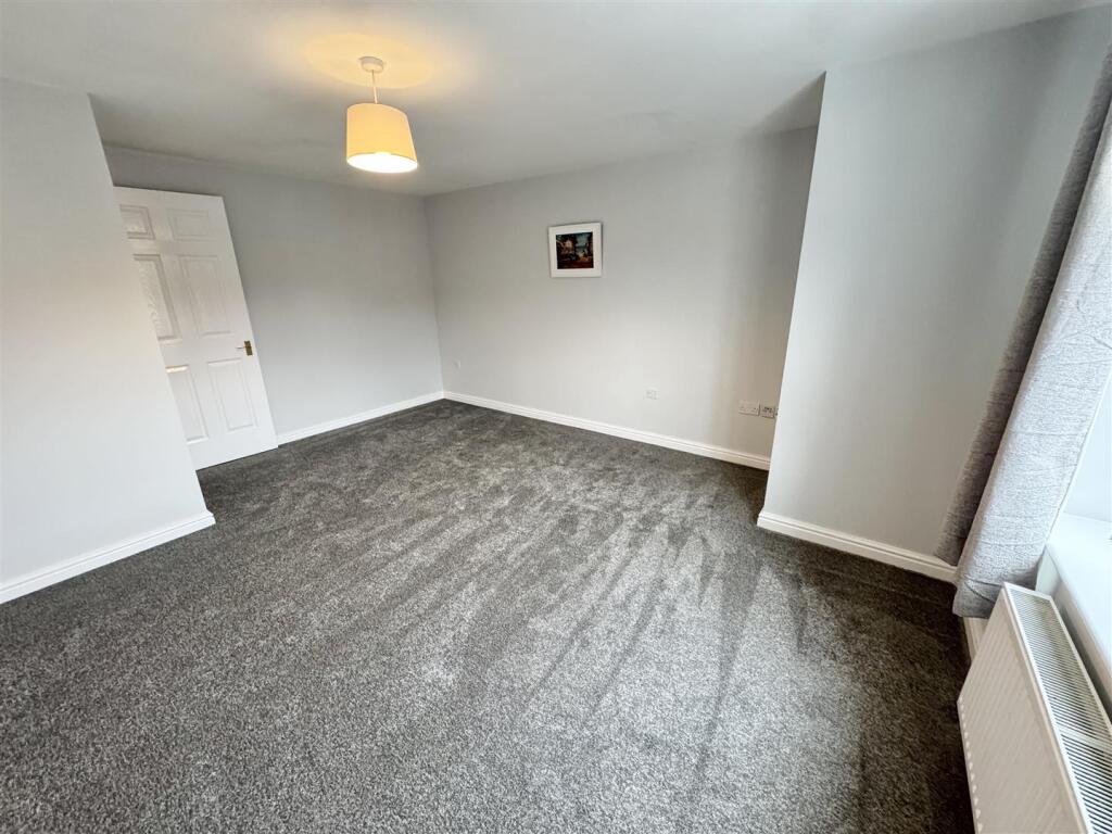 Main image of property: Curbar Close, Mansfield