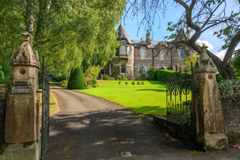 Main image of property: Kinnoull Terrace, Perth, Perth and Kinross, PH2