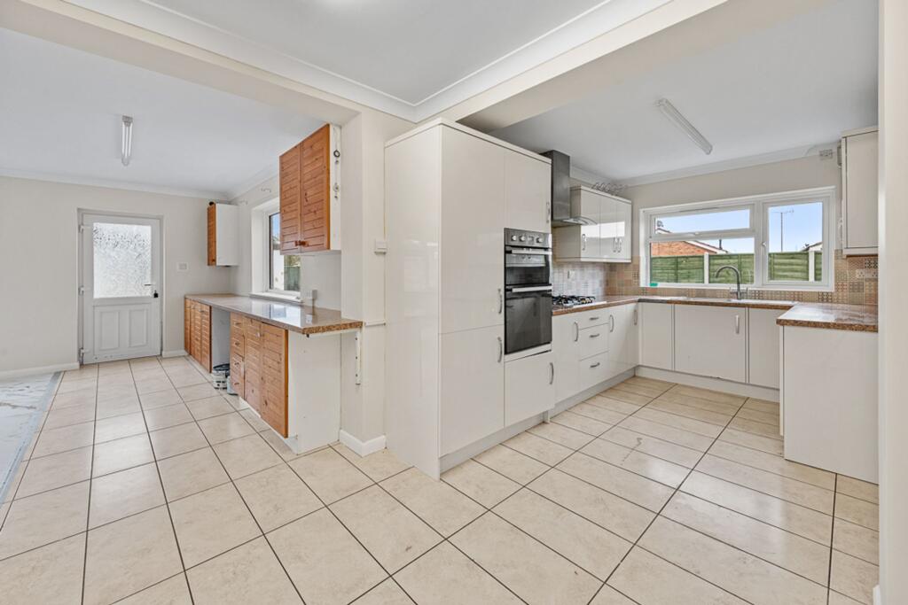 Tollfield Road, Boston, PE21 photo 2