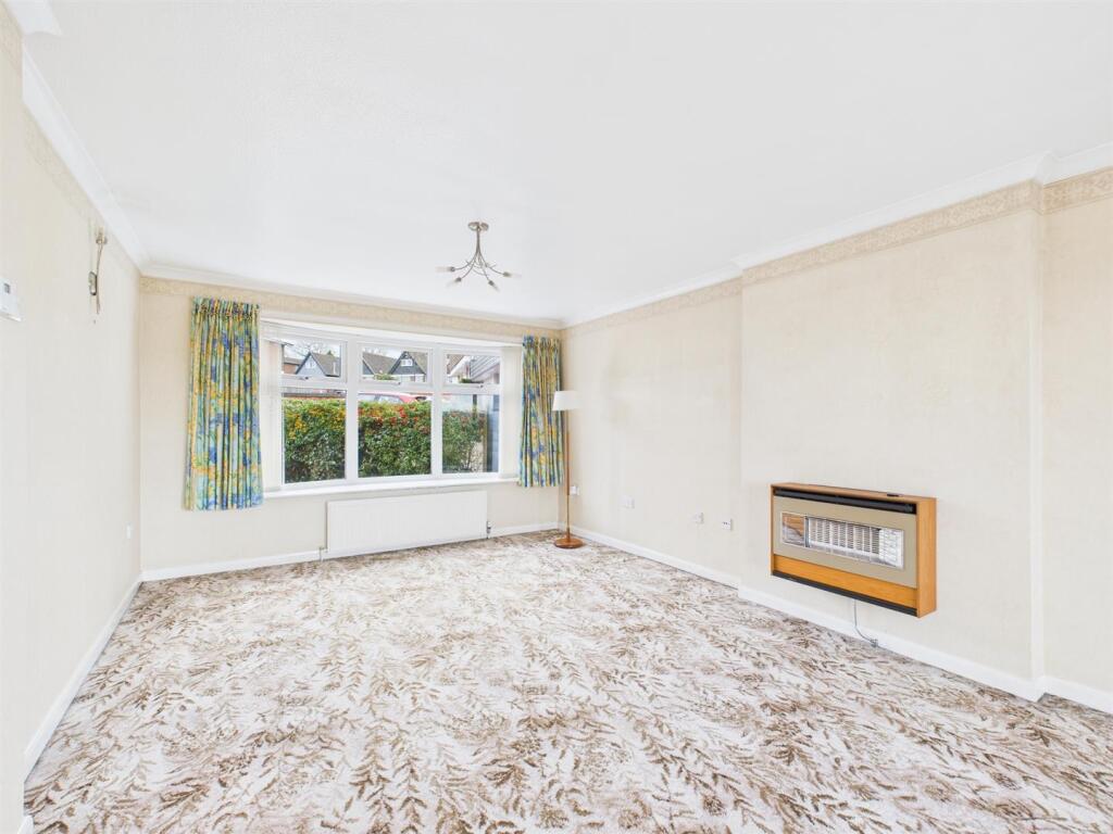 Devonshire Avenue, Amber Heights, Ripley photo 3