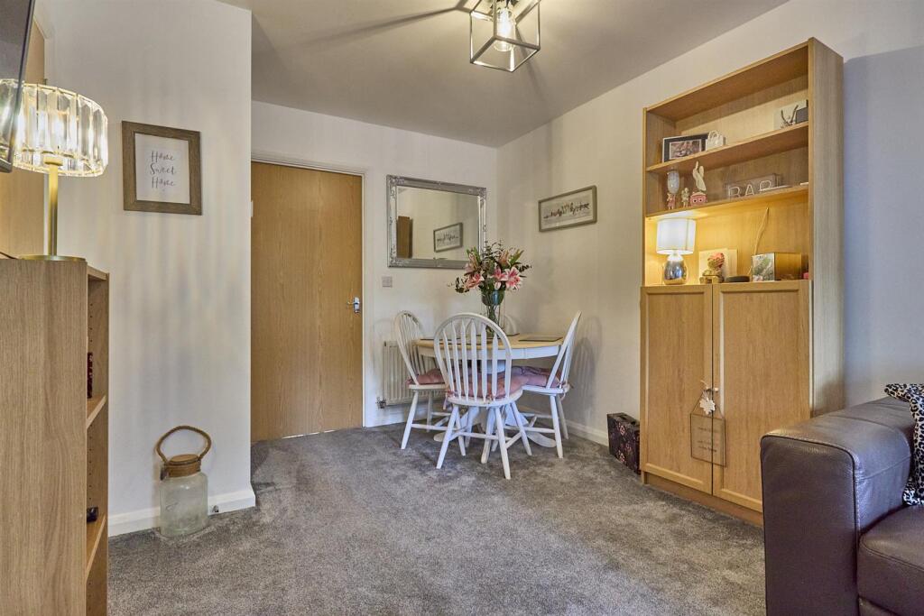 House in Leicester - More