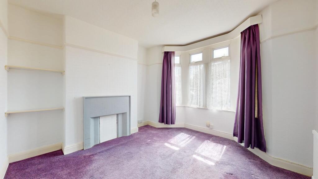 House in Cardiff, Rhiwbina - View 2
