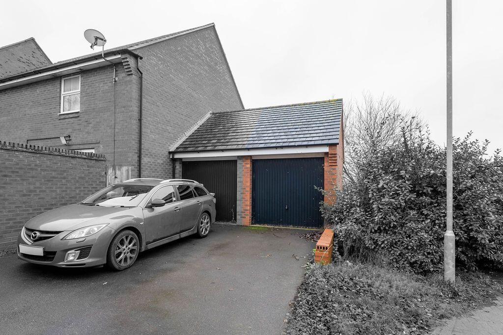 House in Kettering, Burton Latimer - View 3