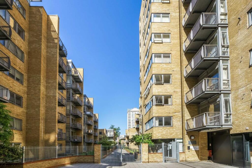 Main image of property: Cassilis Road, Canary Wharf