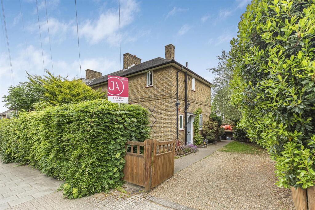Main image of property: Huntingfield Road, Putney, SW15