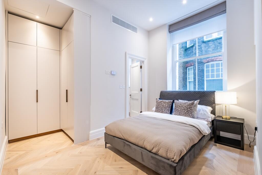 4 bedroom flat for rent