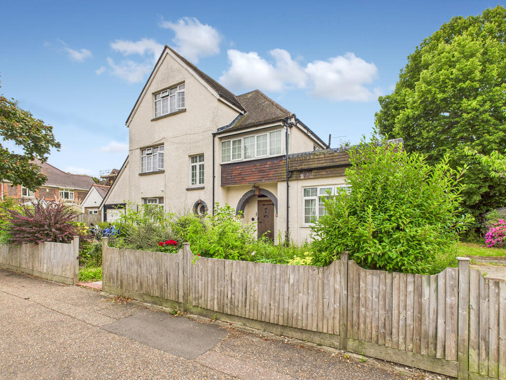 Main image of property: 33 Rugby Road, Worthing, West Sussex, BN11 5LS