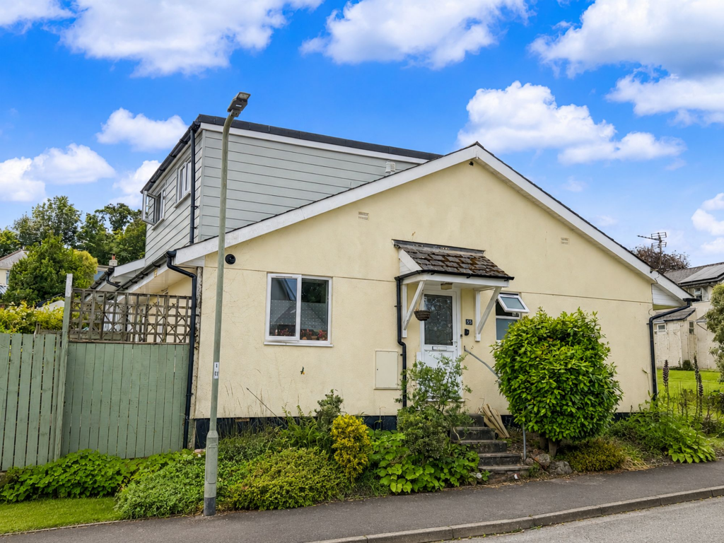 3-bed semi-detached on Punchards Down, Totnes, TQ9, £325,000