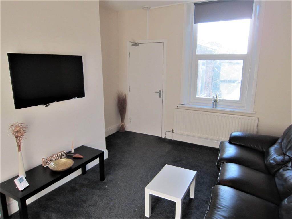 House in Newcastle upon Tyne - View 2