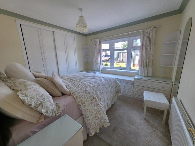 Oak Drive, Woodland Park, Waunarlwydd, Swansea, City And County of Swansea. photo 4