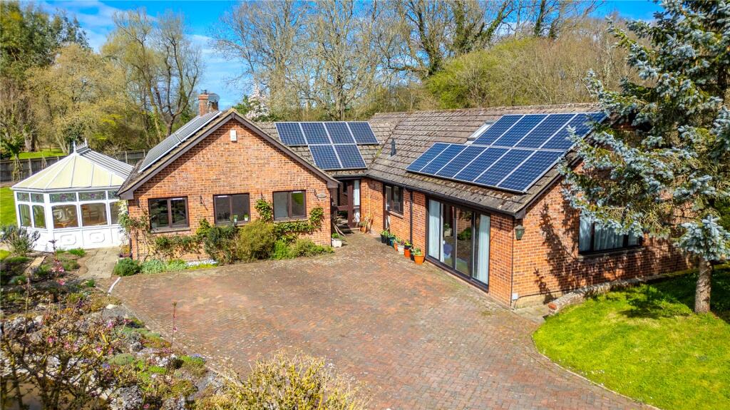 Main image of property: Newbury Road, Kingsclere, Newbury, Hampshire, RG20