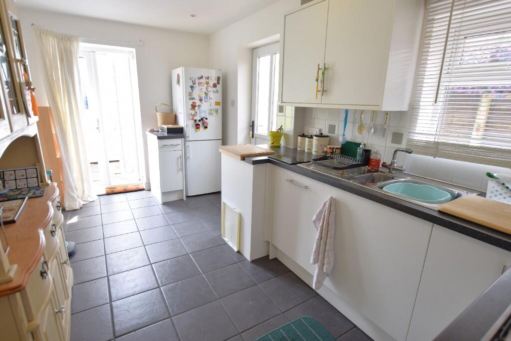 Camber Drive, BN24 photo 3