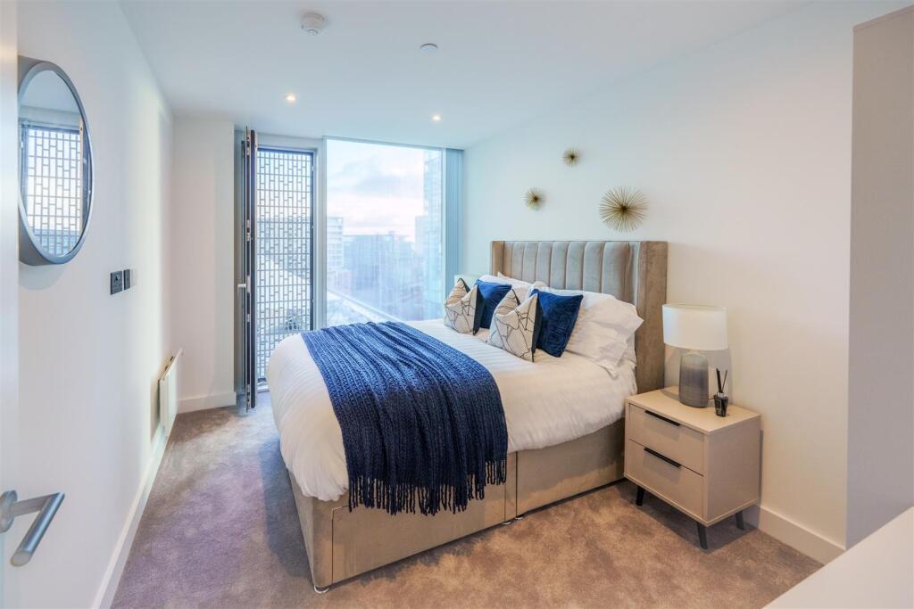 Apartment in Manchester, Castlefield, City Centre - View 4