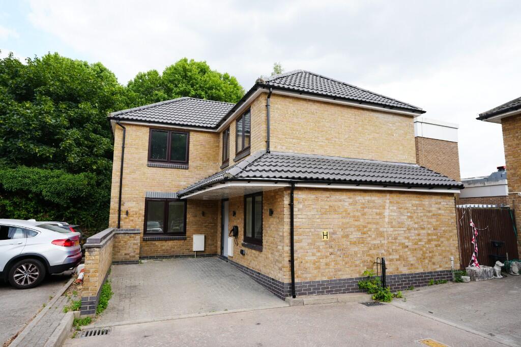 Main image of property: Elim Way, London, E13
