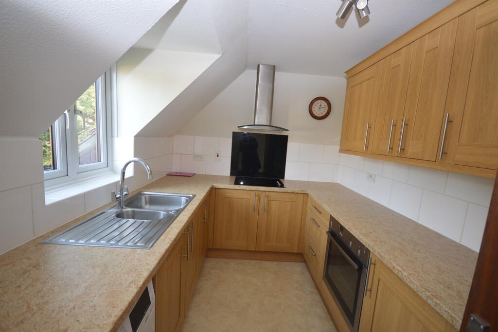 4 Angle Side, Braintree, Essex, CM7 photo 4