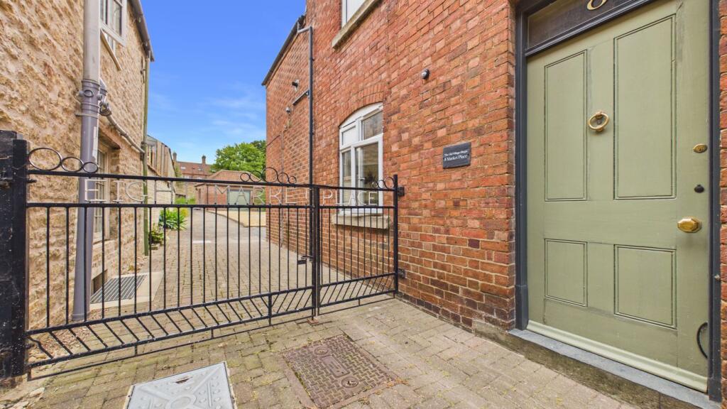 Market Place, Corby Glen, NG33 photo 2